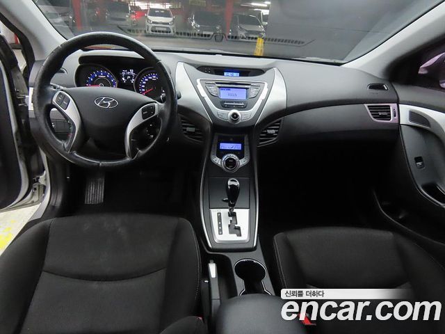 Hyundai AVANTE 2012 — photo 7
