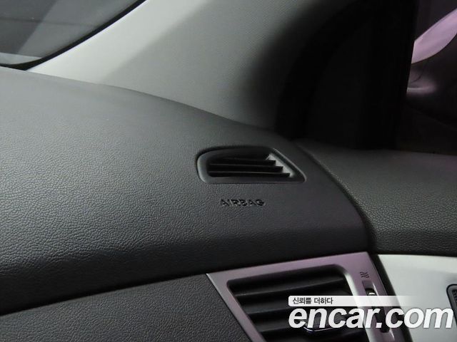 Hyundai AVANTE 2012 — photo 15