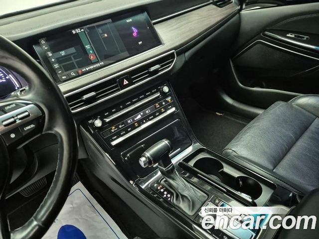 Kia K7 2020 — photo 9