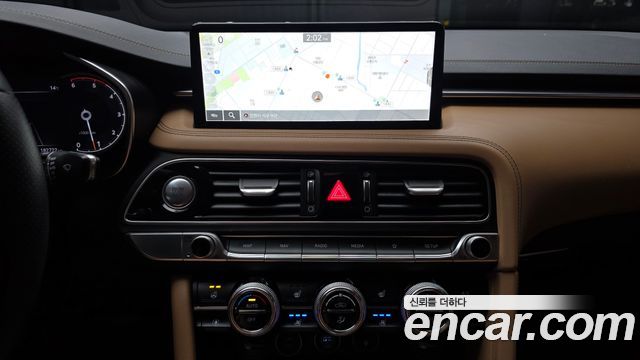 Genesis G70 2021 — photo 20