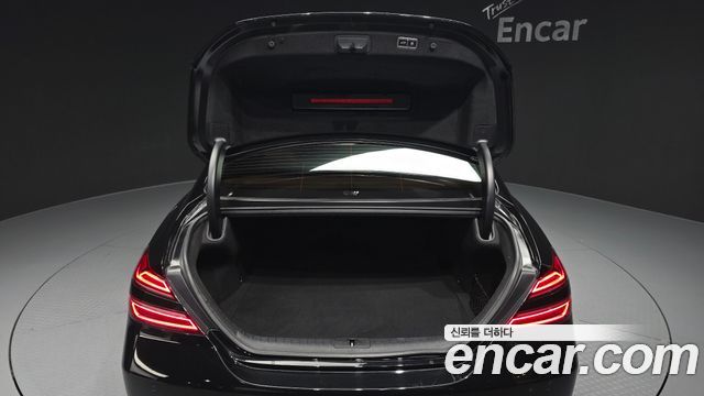 Genesis G70 2021 — photo 26