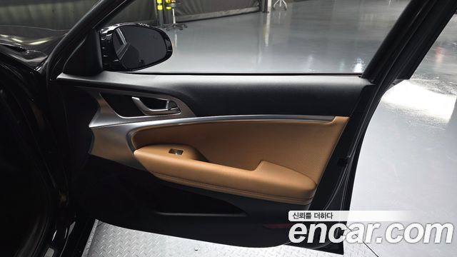 Genesis G70 2021 — photo 14