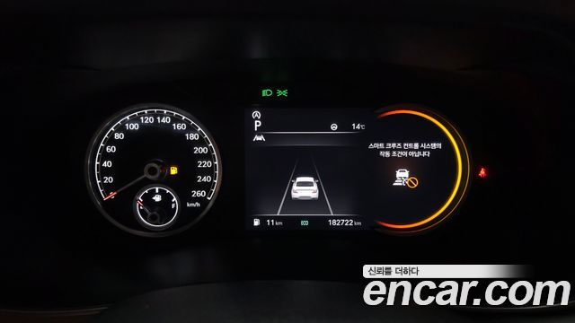 Genesis G70 2021 — photo 27