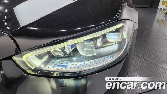 Mercedes-Benz S-Class 2022 — photo 8