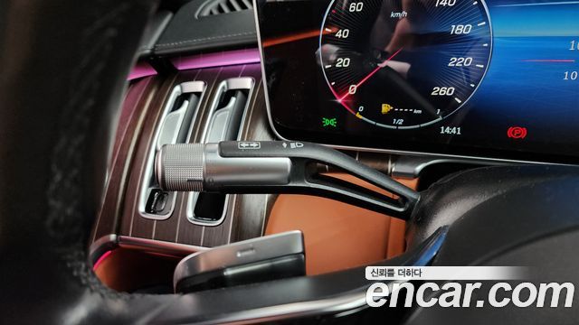 Mercedes-Benz S-Class 2022 — photo 30