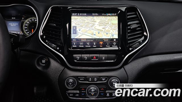 Jeep Cherokee 2021 — photo 19