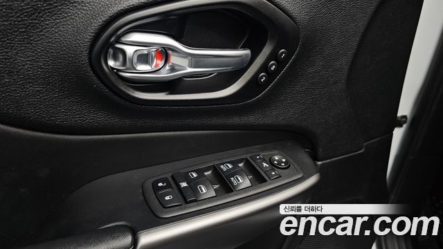 Jeep Cherokee 2021 — photo 24
