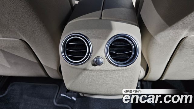 Mercedes-Benz GLC-Class 2019 — photo 31