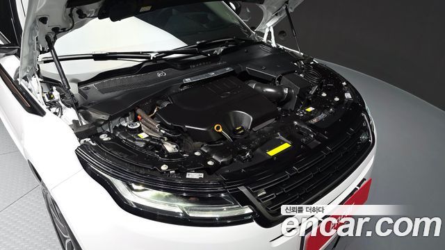 Land Rover Range Rover Evoque 2025 — photo 6