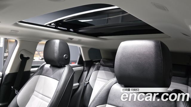 Land Rover Range Rover Evoque 2025 — photo 19