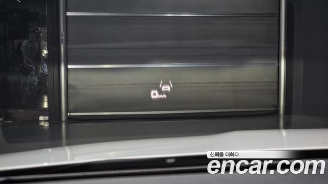 Audi e-tron 2022 — photo 8