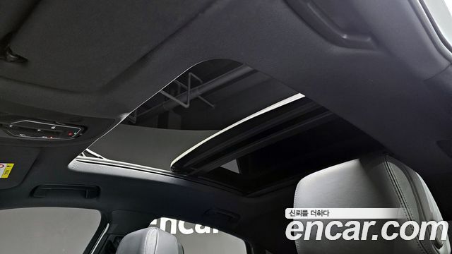 Audi e-tron 2022 — photo 18