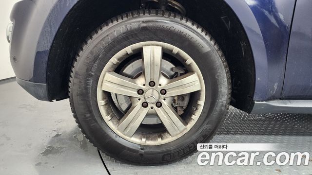 Mercedes-Benz GL-Class 2008 — photo 5