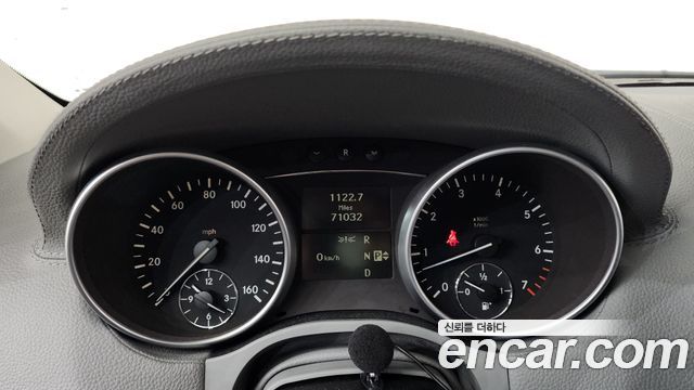Mercedes-Benz GL-Class 2008 — photo 8