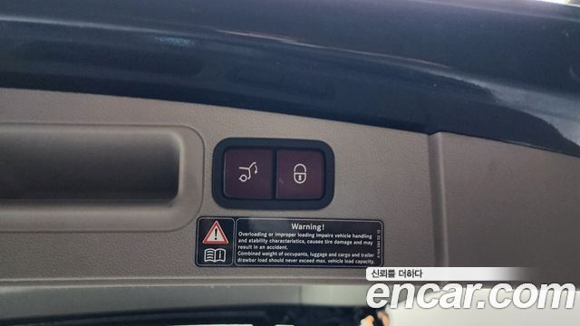 Mercedes-Benz GL-Class 2008 — photo 18