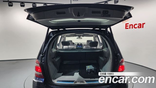 Mercedes-Benz GL-Class 2008 — photo 19