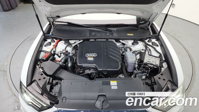 Audi A6 2022 — photo 6