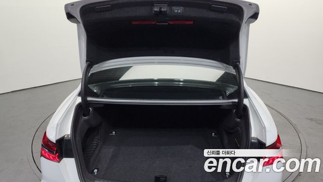Audi A6 2022 — photo 20