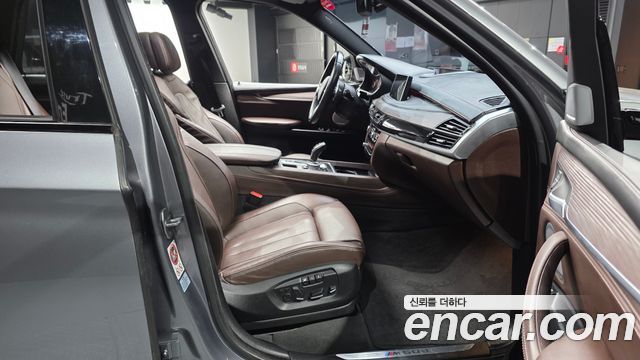 BMW X5 2015 — photo 18