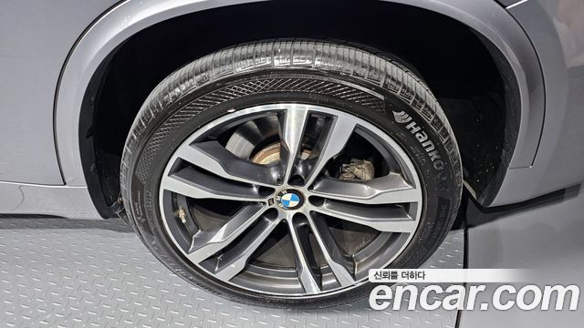 BMW X5 2015 — photo 7