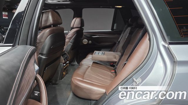 BMW X5 2015 — photo 16