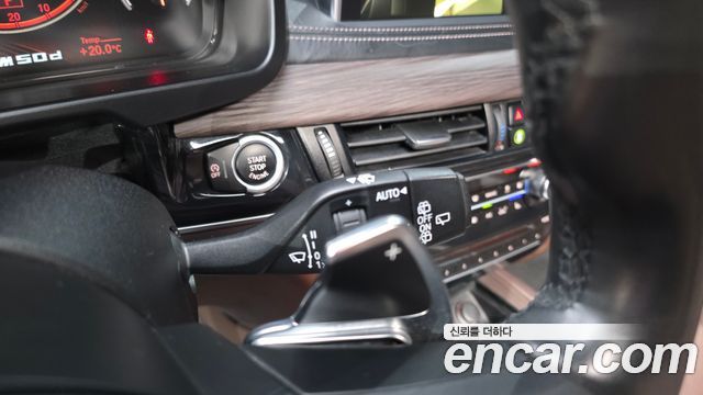 BMW X5 2015 — photo 30