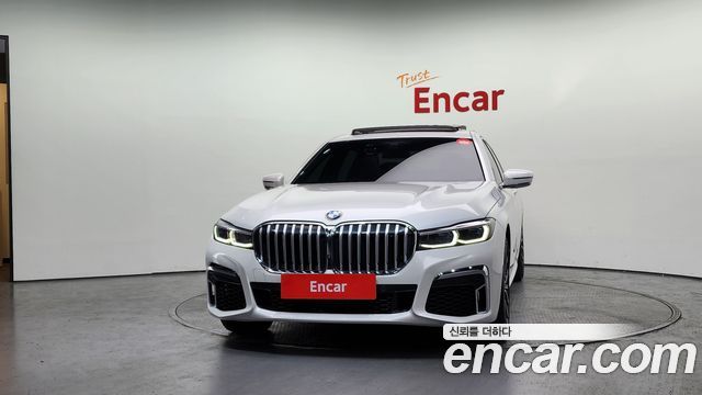BMW 7-Series 2021 — photo 3