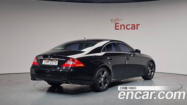 Mercedes-Benz CLS-Class 2010 — photo 2