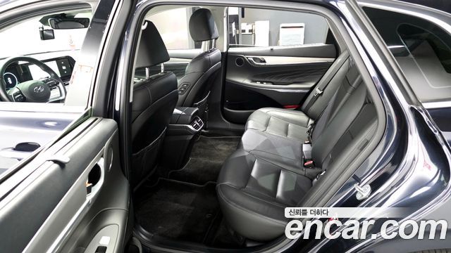 Hyundai Grandeur 2021 — photo 17