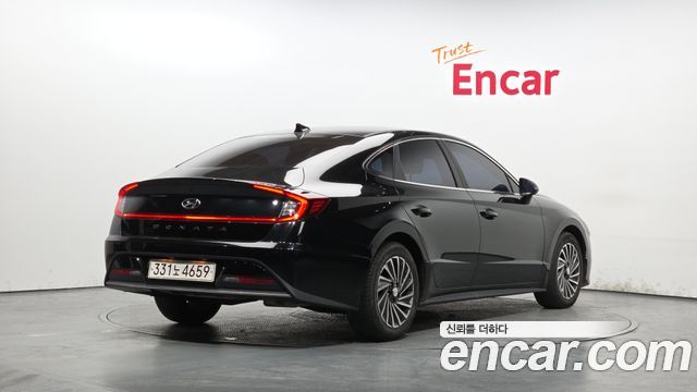 Hyundai Sonata 2022 — photo 2