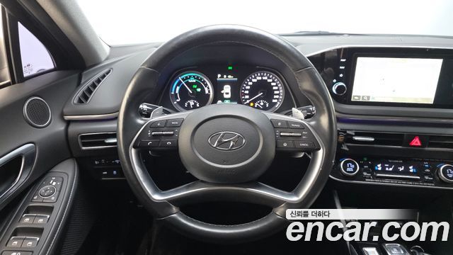 Hyundai Sonata 2022 — photo 13