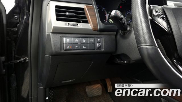 KG Mobility Rexton 2018 — photo 16