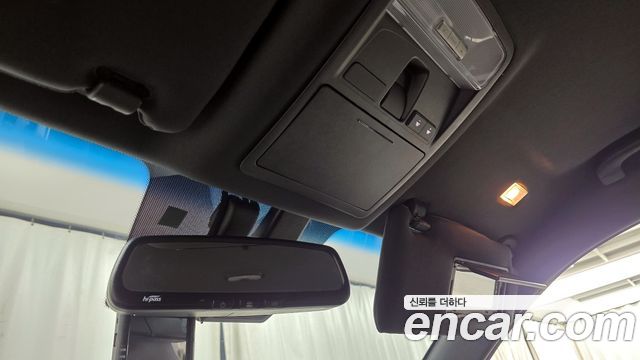 KG Mobility Rexton 2018 — photo 17