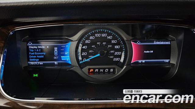 Ford Taurus 2014 — photo 8