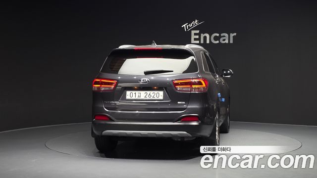 Kia Sorento 2017 — photo 4