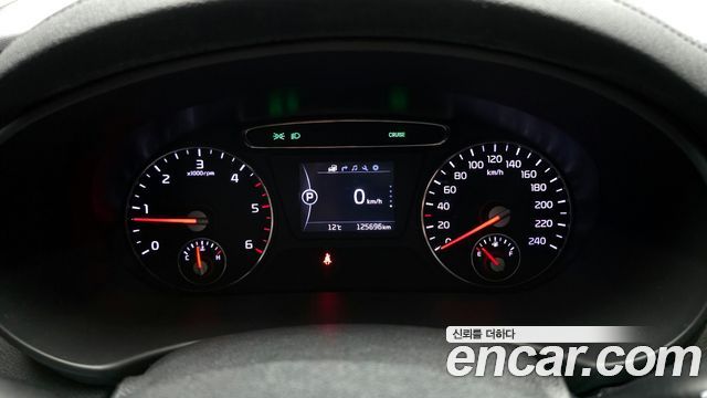 Kia Sorento 2017 — photo 8