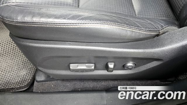 Hyundai Santafe 2014 — photo 31