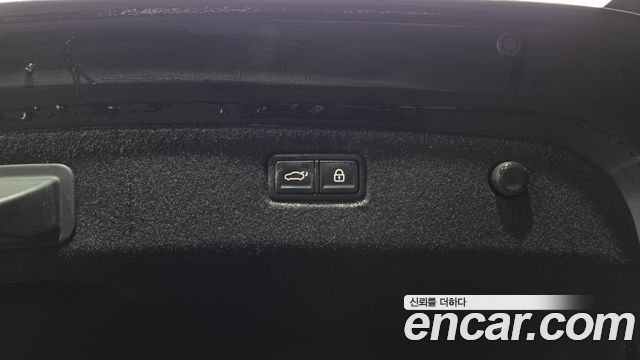 Kia K9 2022 — photo 26