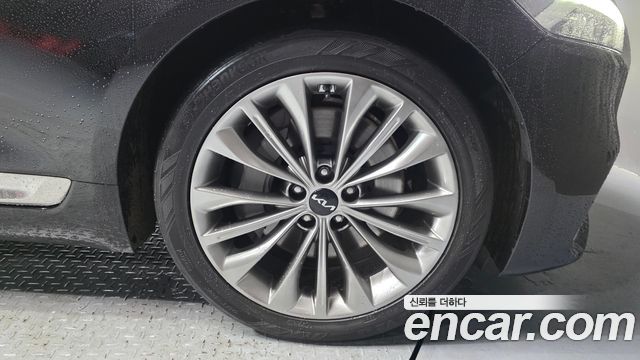 Kia K9 2022 — photo 7