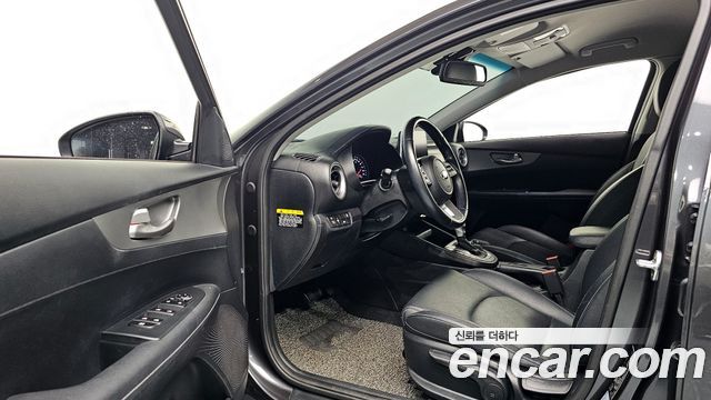 Kia K3 2020 — photo 13