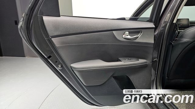 Kia K3 2020 — photo 15