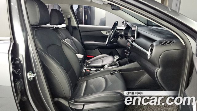 Kia K3 2020 — photo 16