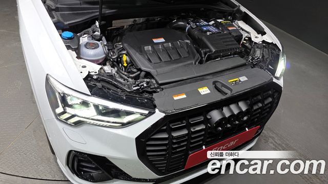 Audi Q3 2025 — photo 6