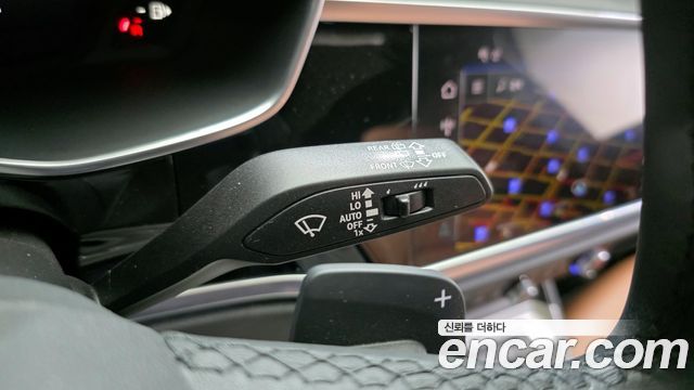 Audi Q3 2025 — photo 21