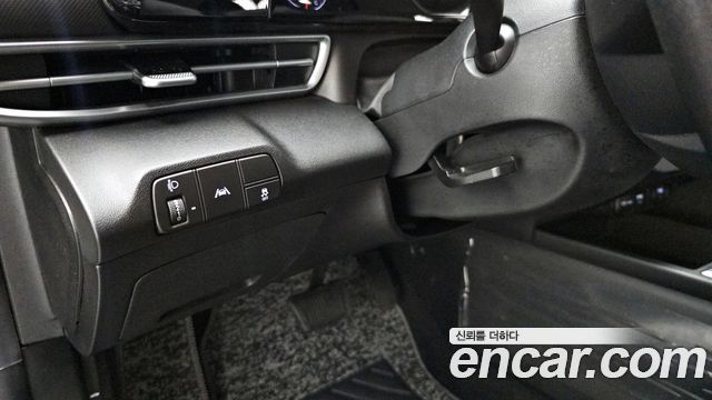 Hyundai AVANTE 2023 — photo 19