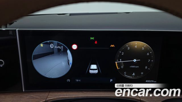 Hyundai Santafe 2024 — photo 8