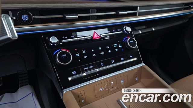 Hyundai Santafe 2024 — photo 16