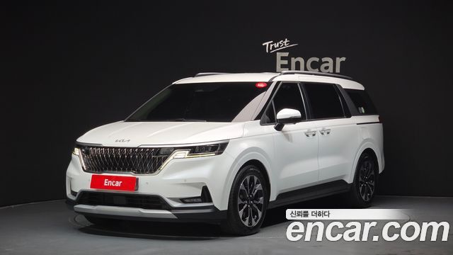 Kia Canival 2022 — photo 1