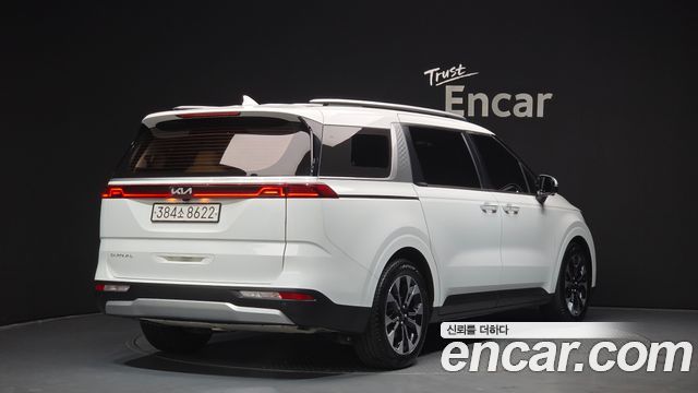Kia Canival 2022 — photo 2