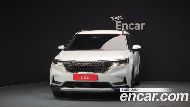 Kia Canival 2022 — photo 3